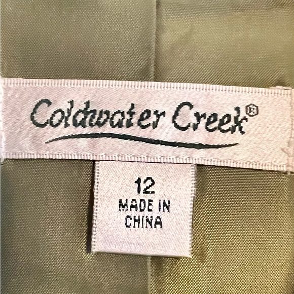 🍾Silk Jacket, rhinestone clasp, chartreuse, size 12 fitted jacket. - Picture 2 of 6